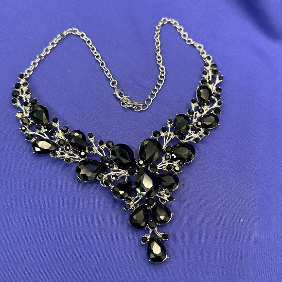 Christina Collection Black Crystal Statement Necklace - Picture 9 of 9